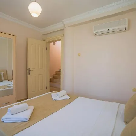 çalış'ta Denize Sıfır 10 Kişilik Starfish 4 *
