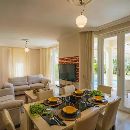 Calis'ta Denize Sifir 10 Kisilik Starfish 4 Villa Fethiye