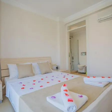 Calis'ta Denize Sifir 10 Kisilik Starfish 4 Villa *