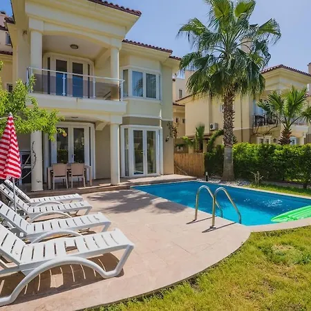 Calis'ta Denize Sifir 10 Kisilik Starfish 4 Villa